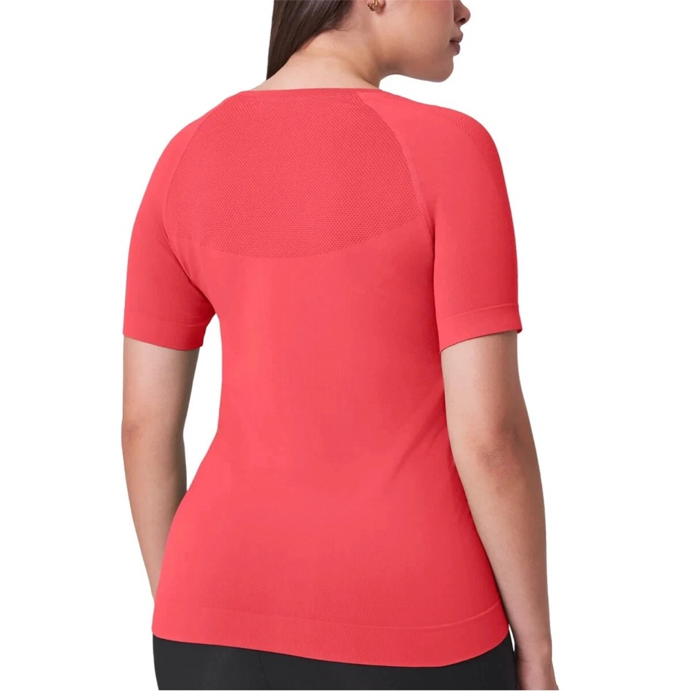 Mondetta Red Fitted Short Sleeve T-Shirt - Picture 4 of 4
